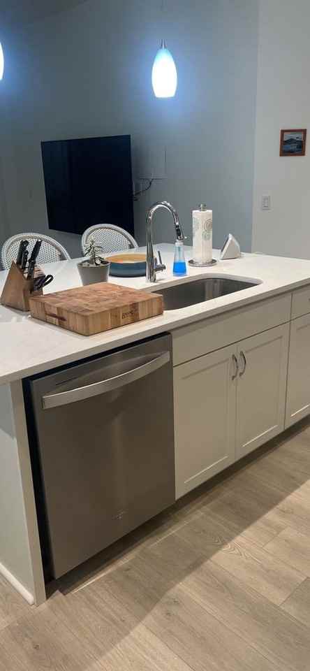 1495 Shoreside Dr - Photo 2 of 31