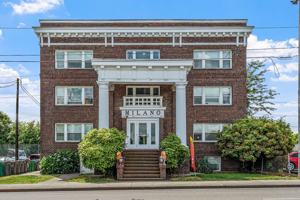 featured image of 1019 Burwell St