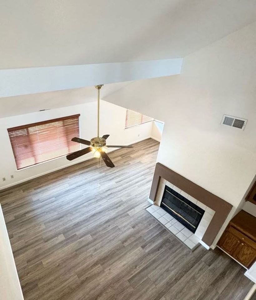 9300 Hoyleton Way - Photo 5 of 31