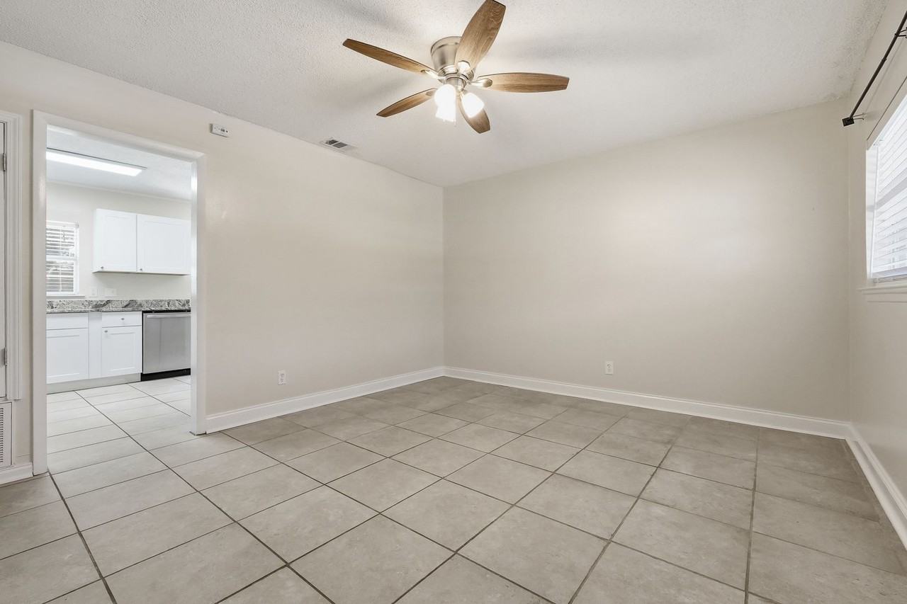 20 Kohler Dr - Photo 4 of 32