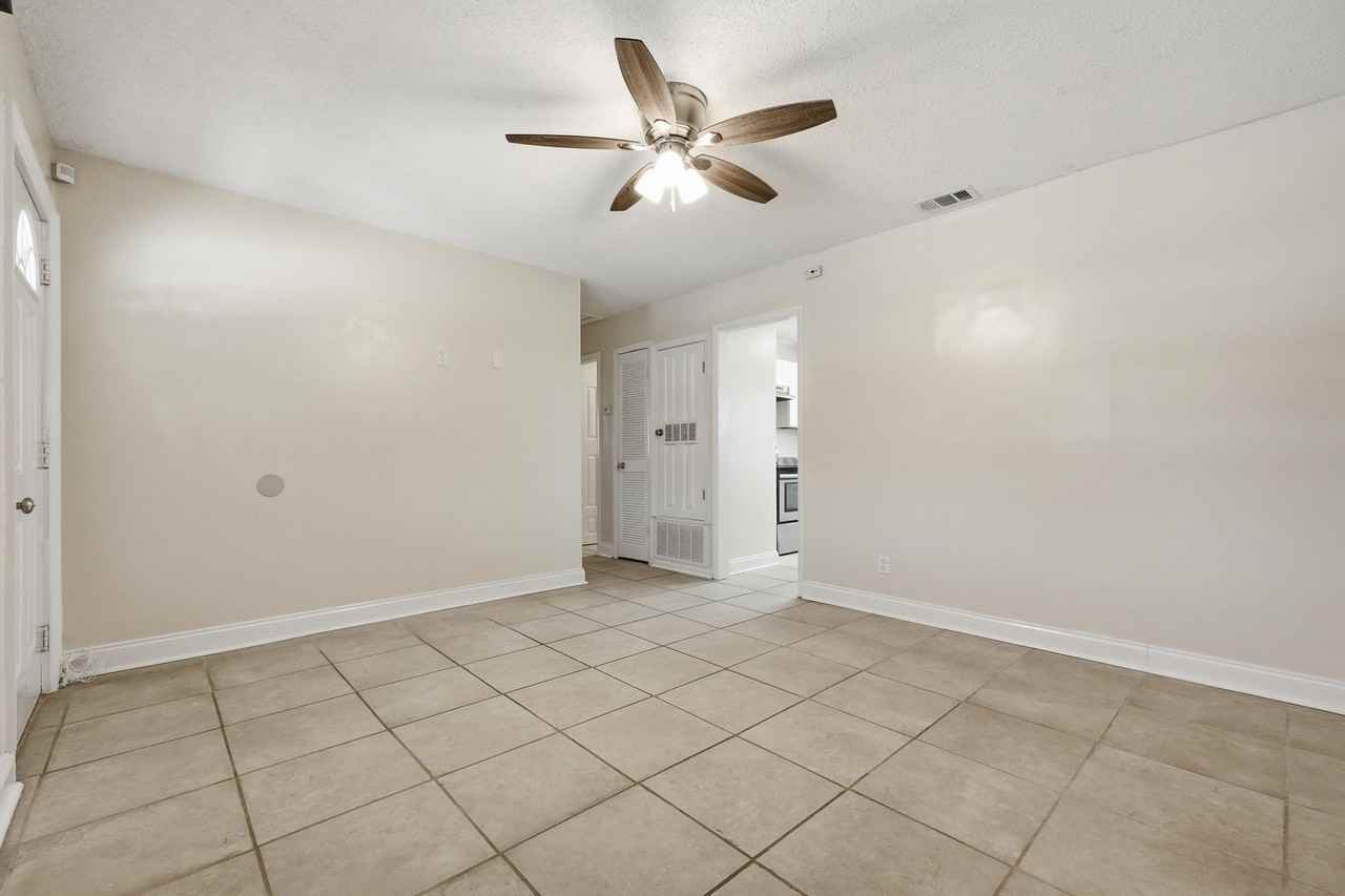 20 Kohler Dr - Photo 7 of 32