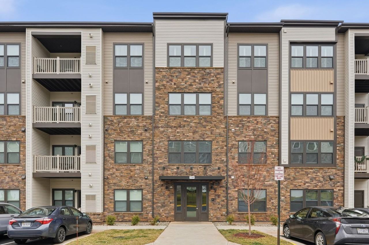 21460 Mount Sterling Ter - Photo 2 of 23