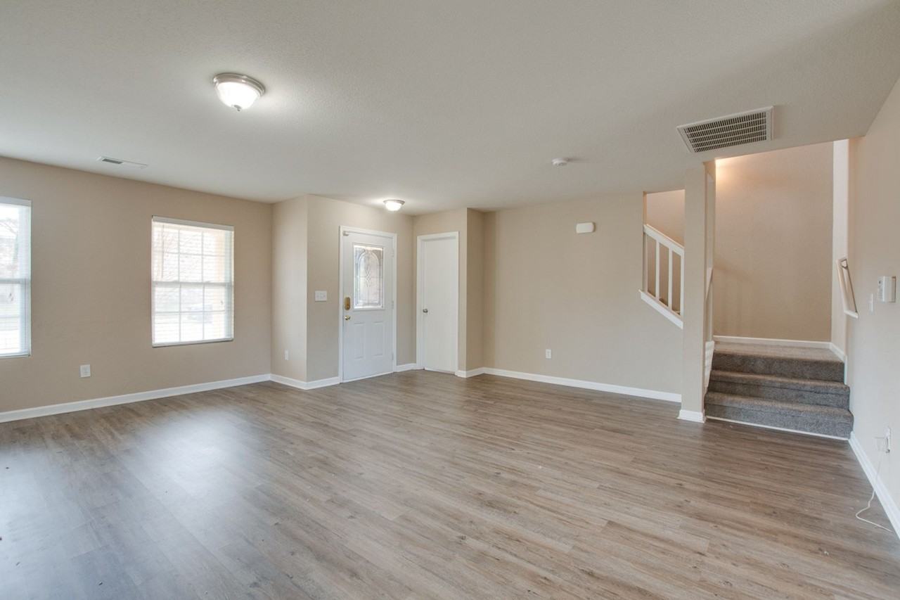 230 Laramie Cir Nw - Photo 3 of 27