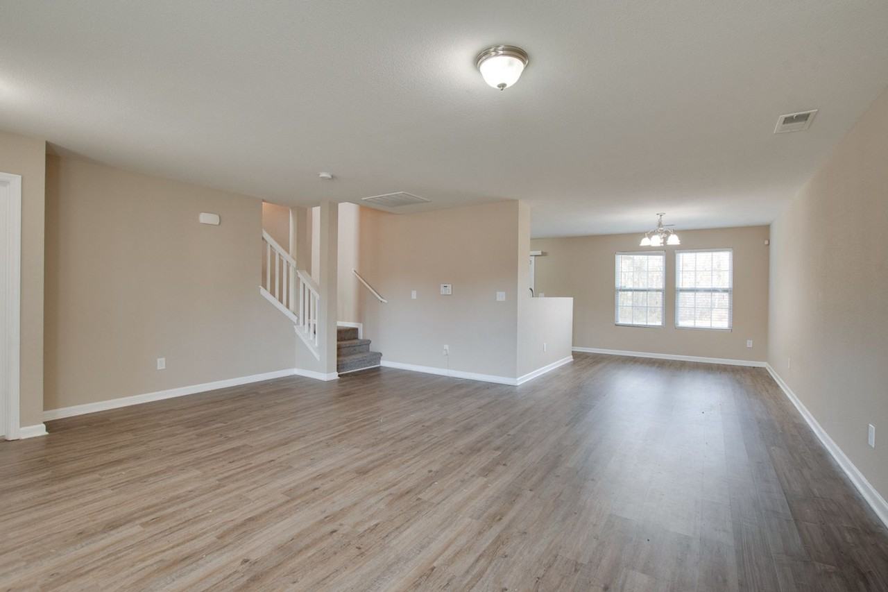 230 Laramie Cir Nw - Photo 4 of 27