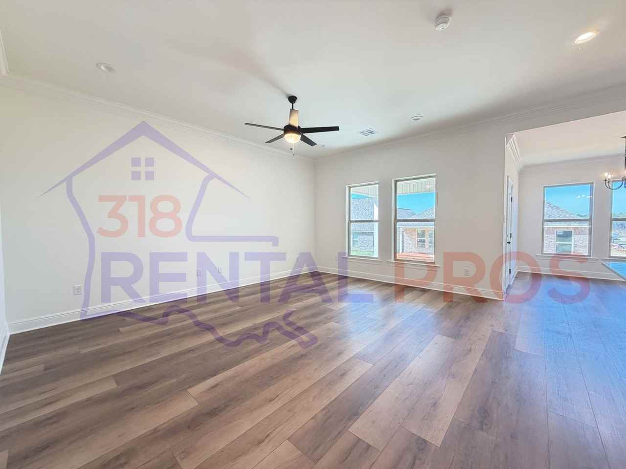 2104 Sleepy Hollow St - Photo 6 of 40