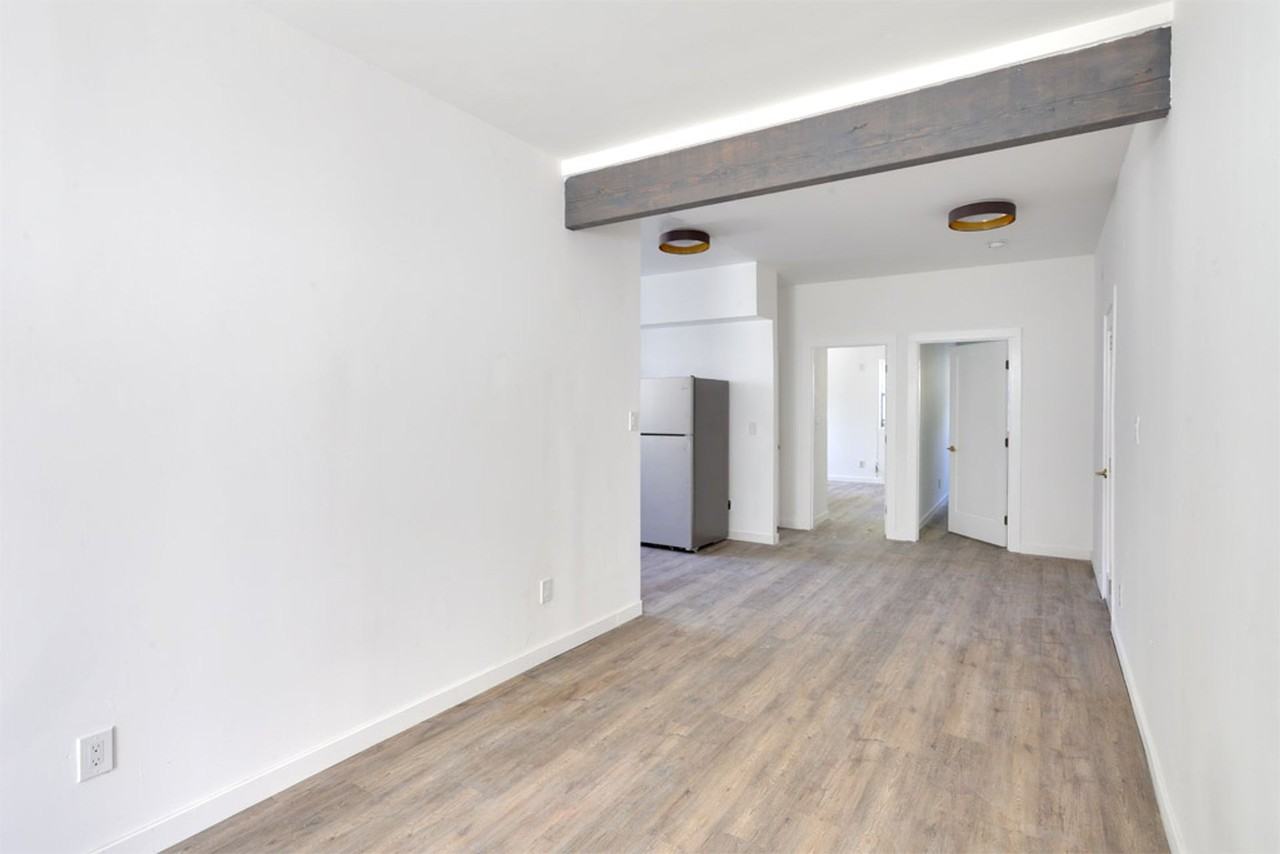 957-961 North Vendome Street - Photo 4 of 13