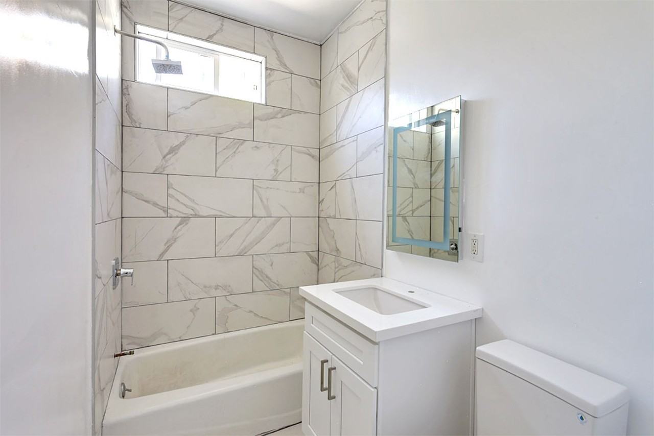 957-961 North Vendome Street - Photo 7 of 13