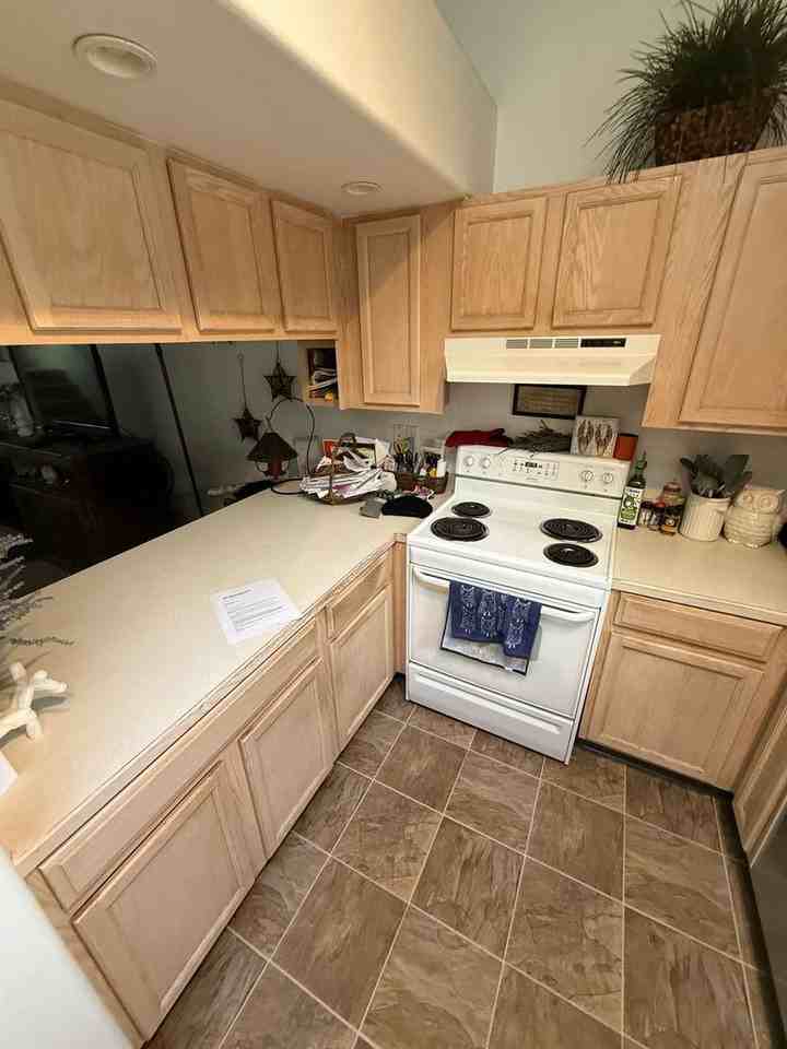 2965 Ne Worthington Ct #2 - Photo 3 of 7