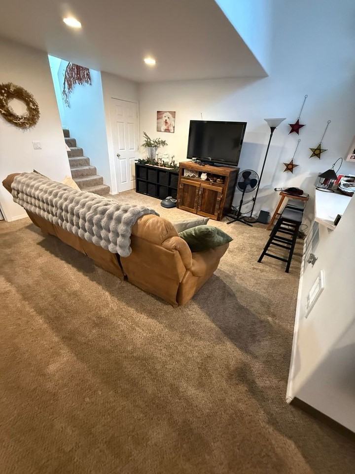 2965 Ne Worthington Ct #2 - Photo 4 of 7