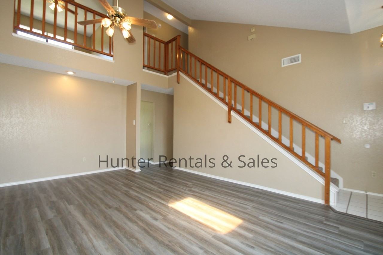 413 E Hogan Dr - Photo 7 of 28