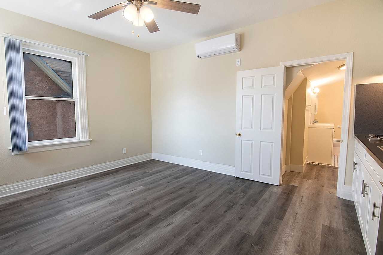 Toberman House - Photo 6 of 28