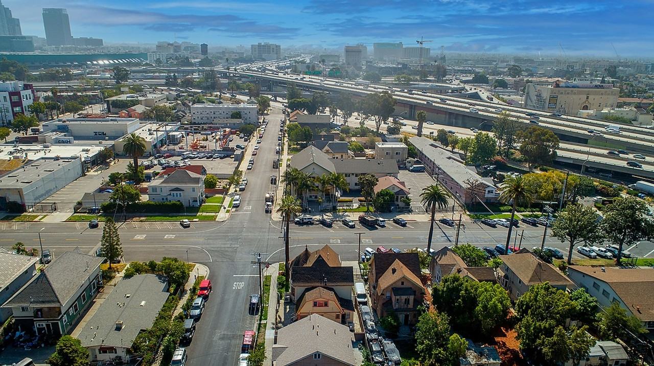 Toberman House - Photo 7 of 28