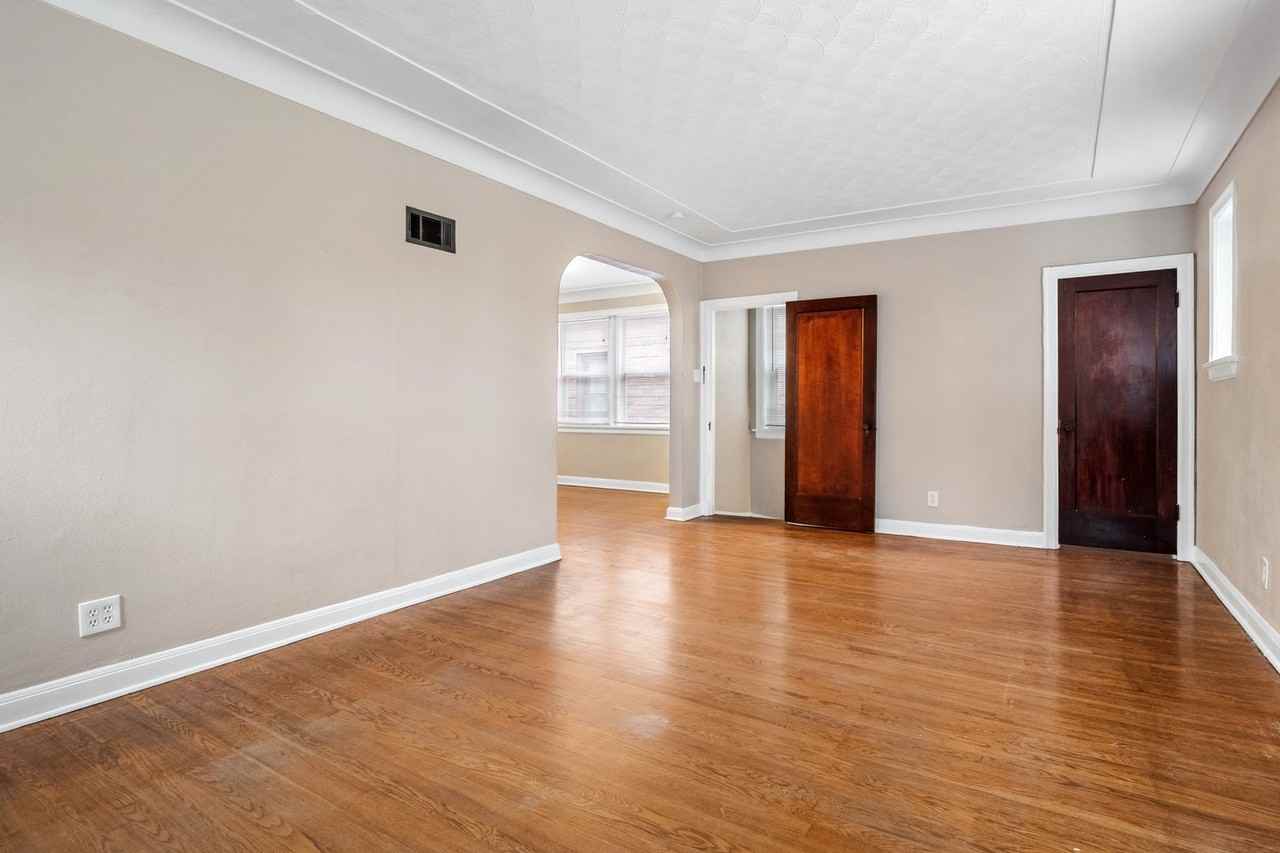 5030A Oleatha Ave - Photo 5 of 20