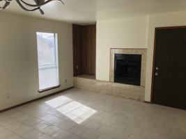 featured image of 2806 W 4th St