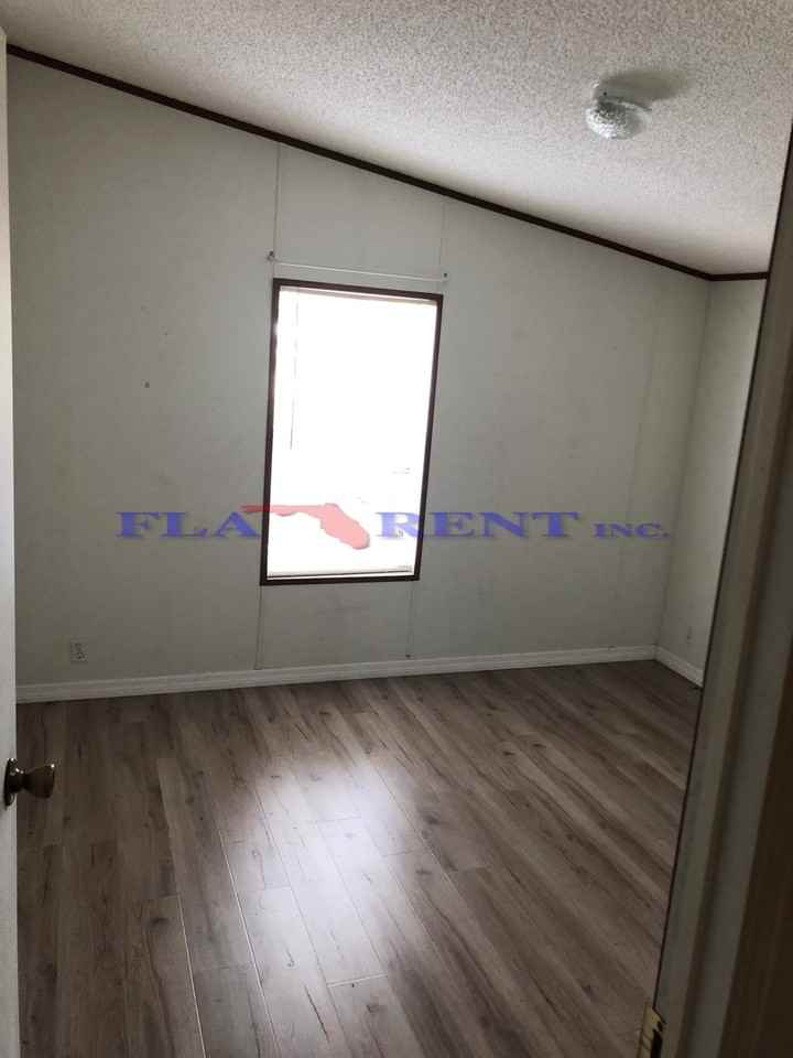 9663 Cypress Park Dr - Photo 2 of 13