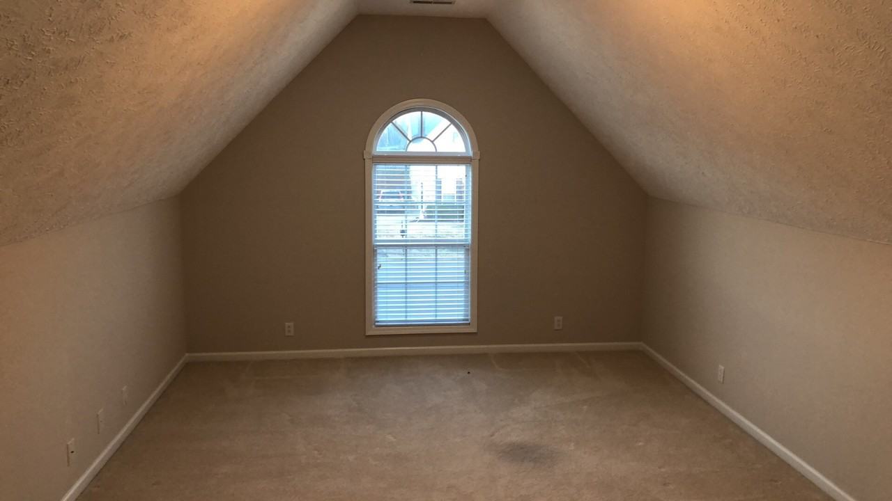 1726 Kinsale Ave - Photo 5 of 7