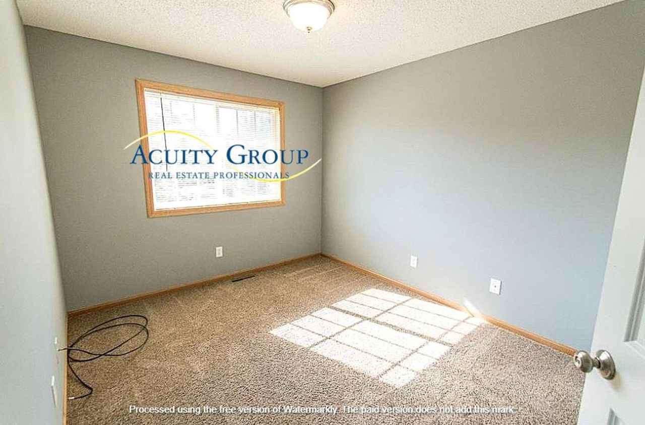 12137 63rd St Ne - Photo 7 of 9