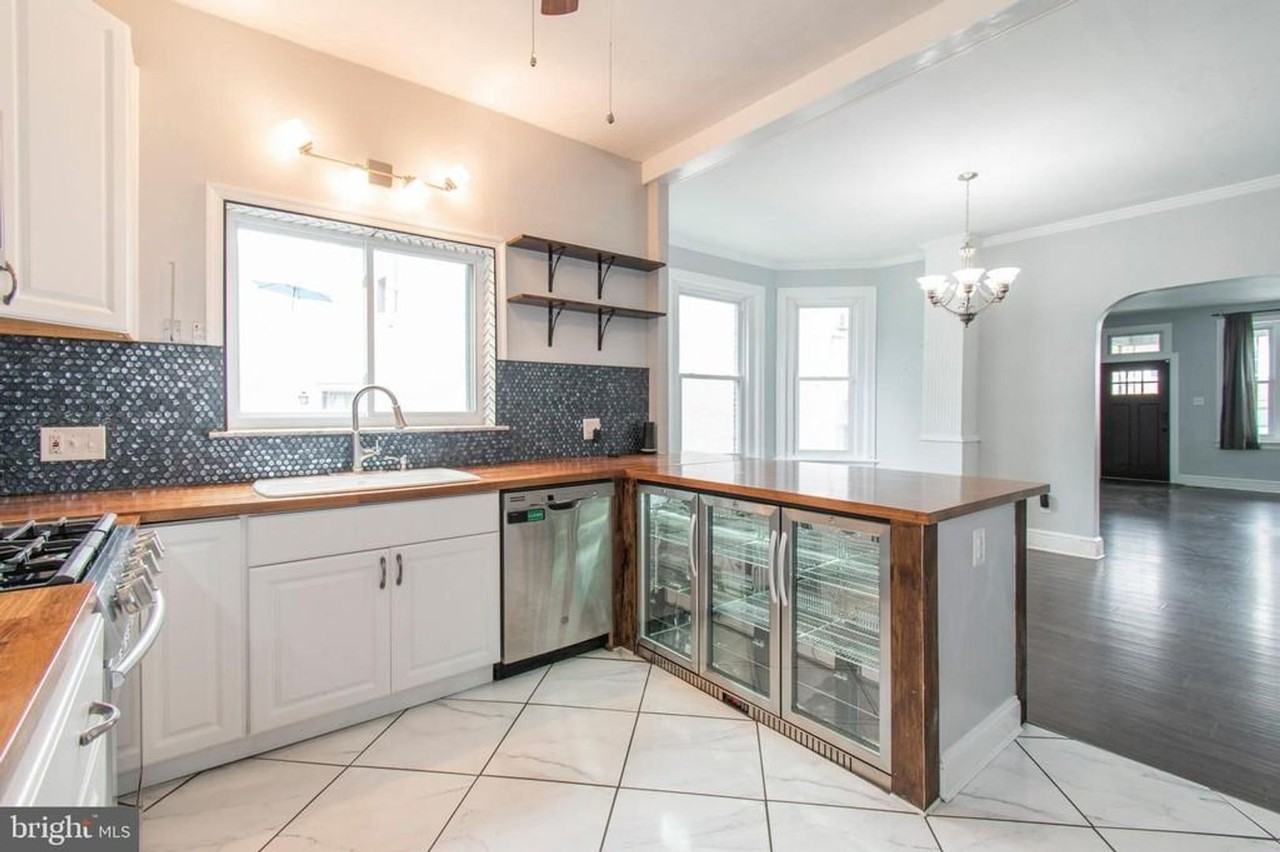 5547 Ridge Ave - Photo 5 of 8