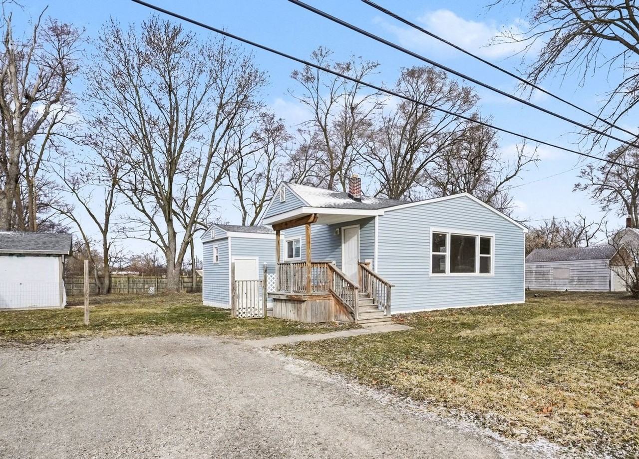 6020 Lincoln Blvd - Photo 2 of 24