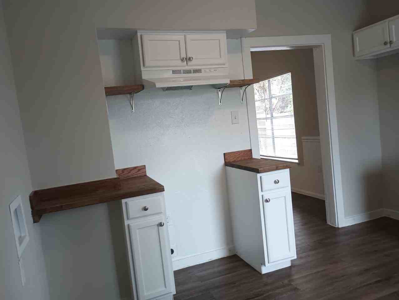 2212 Semmes St - Photo 6 of 14