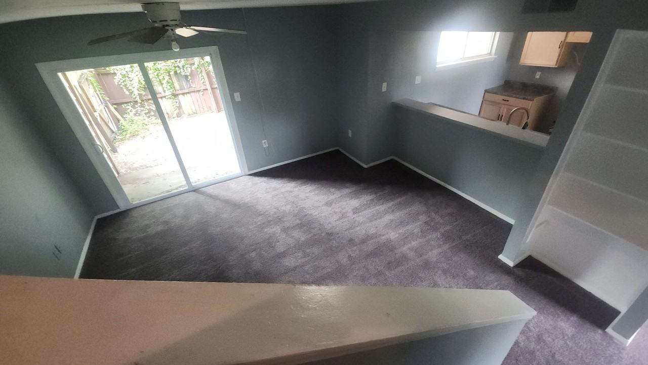 1818 Warringwood Dr - Photo 3 of 17