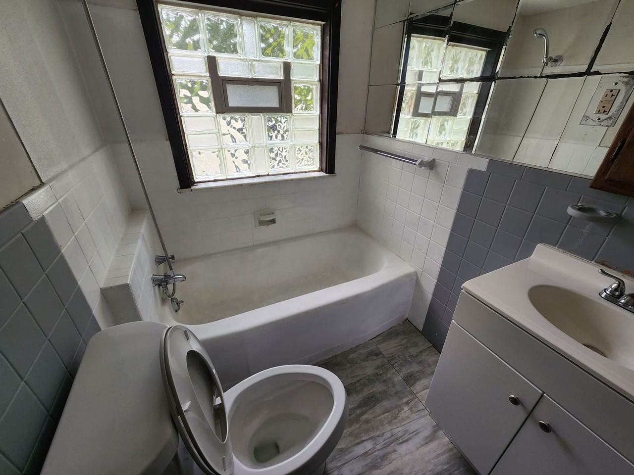 286 W Grace St - Photo 5 of 15