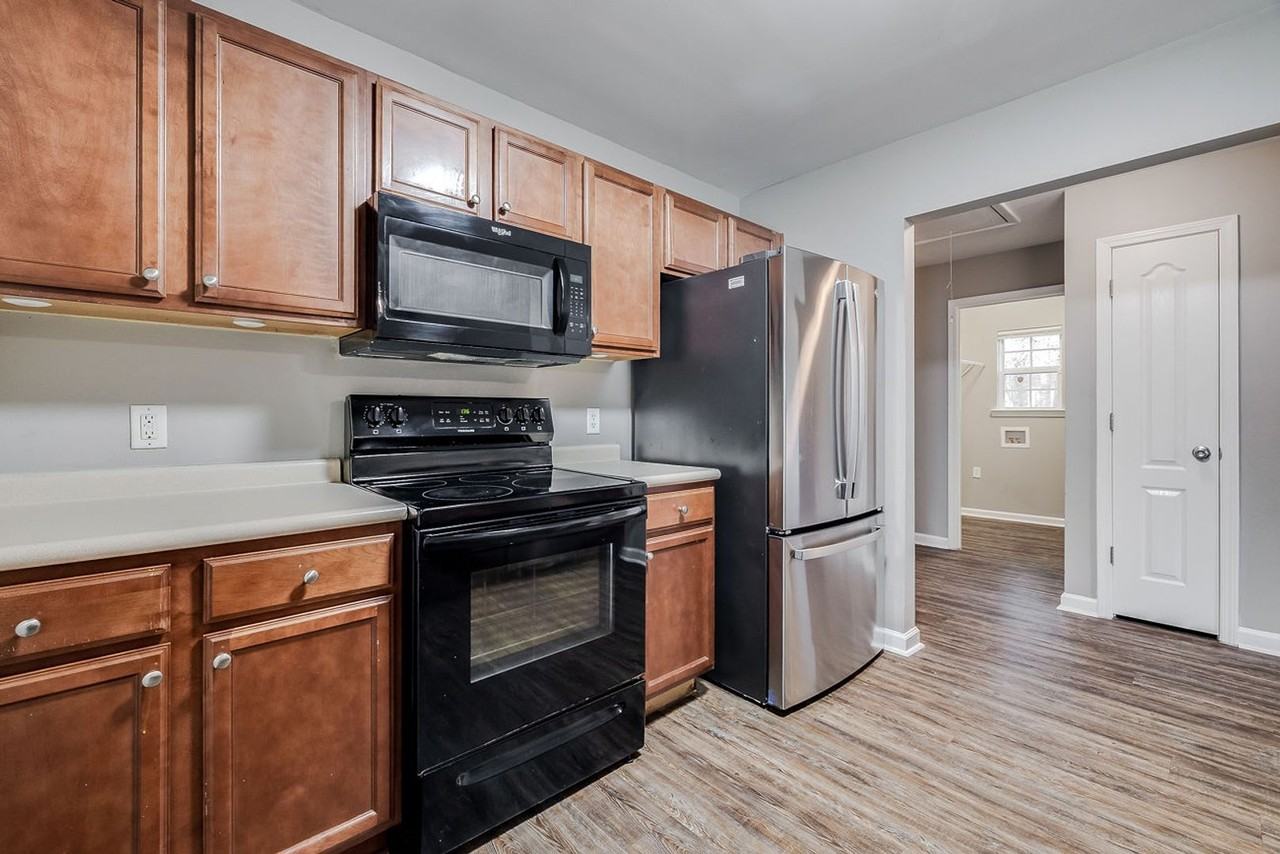 27 Rice Mill Rd - Photo 2 of 25