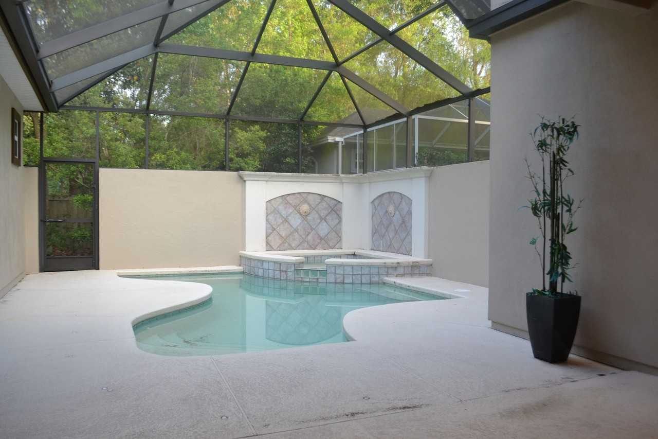 3813 Sw 91st Dr - Photo 2 of 9