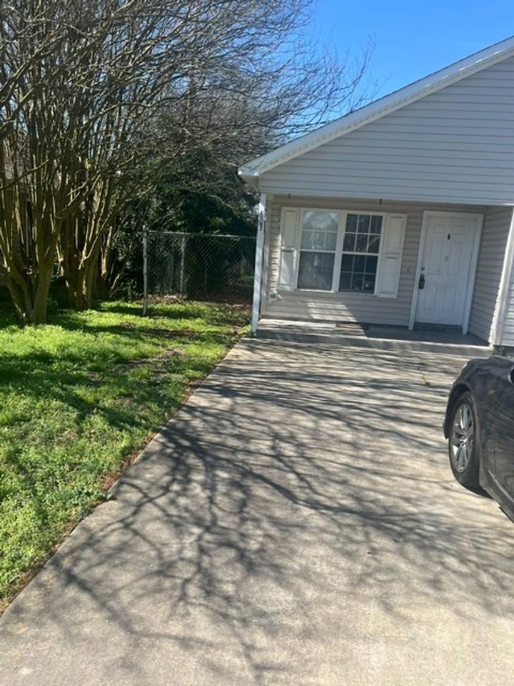 603 Cardwell St - Photo 3 of 17