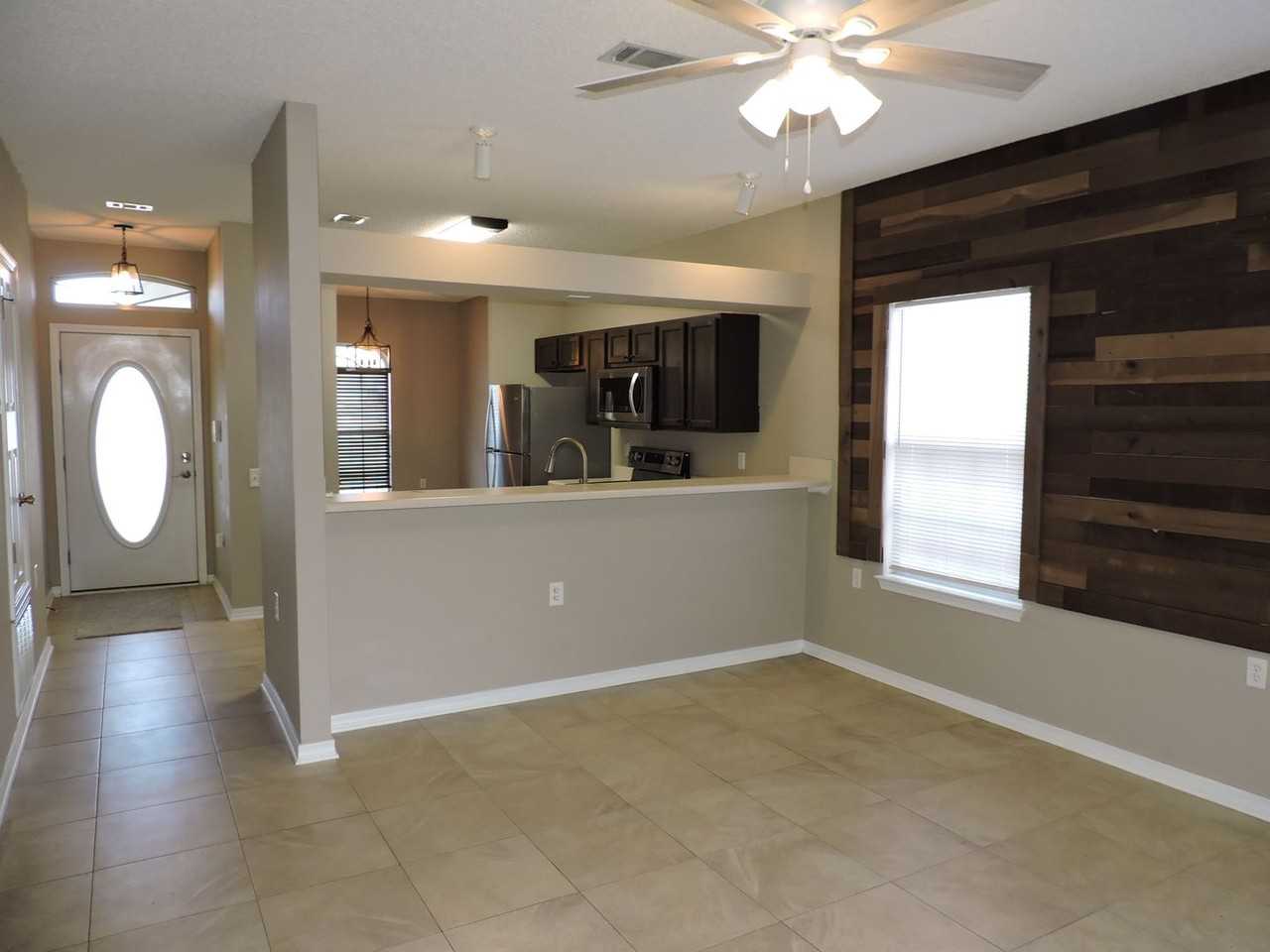 1489 Newcastle Way - Photo 7 of 28