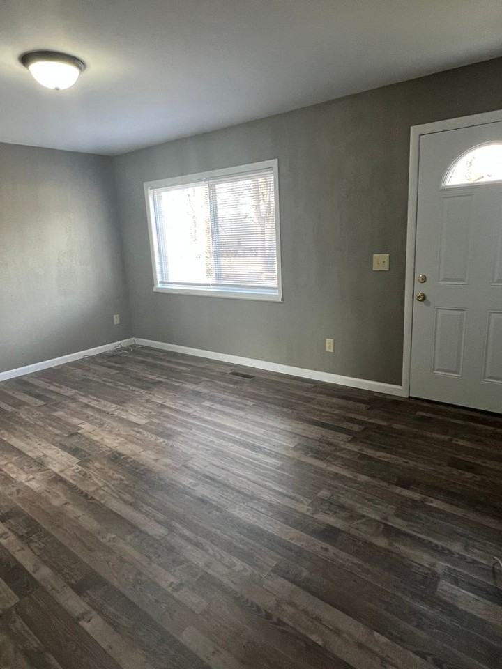 617 W Owens St - Photo 5 of 20