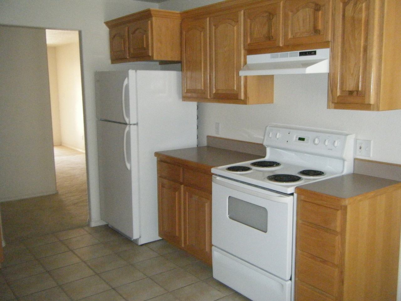 3016 Alhambra Dr Apt A - Photo 4 of 7