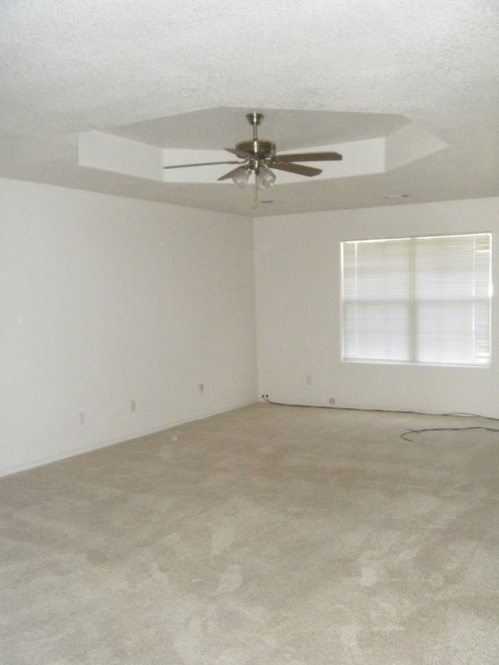 3016 Alhambra Dr Apt A - Photo 5 of 7