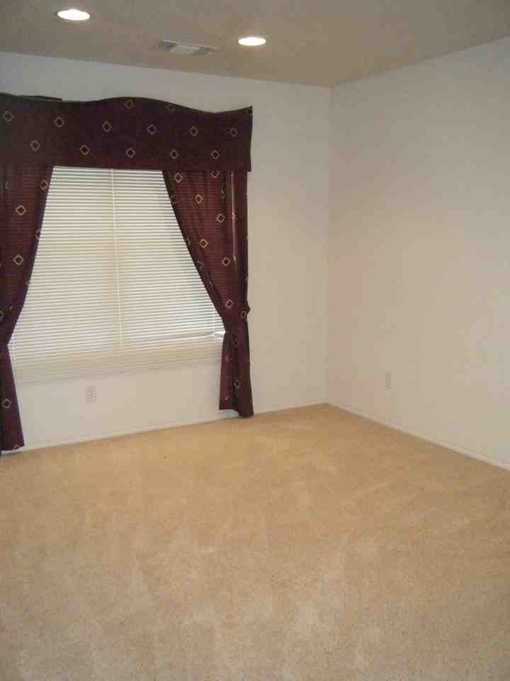 3016 Alhambra Dr Apt A - Photo 6 of 7