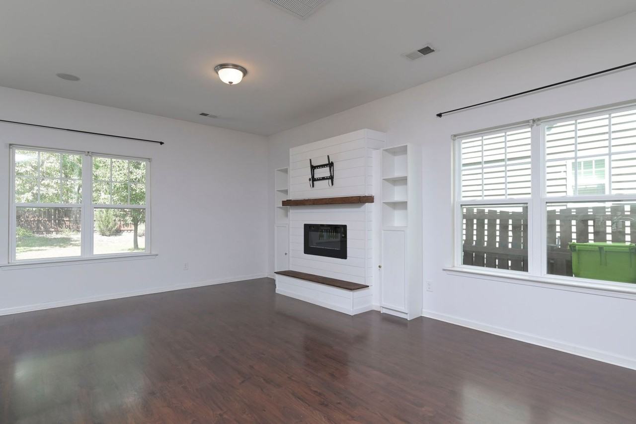 834 Parnell Ct - Photo 6 of 34