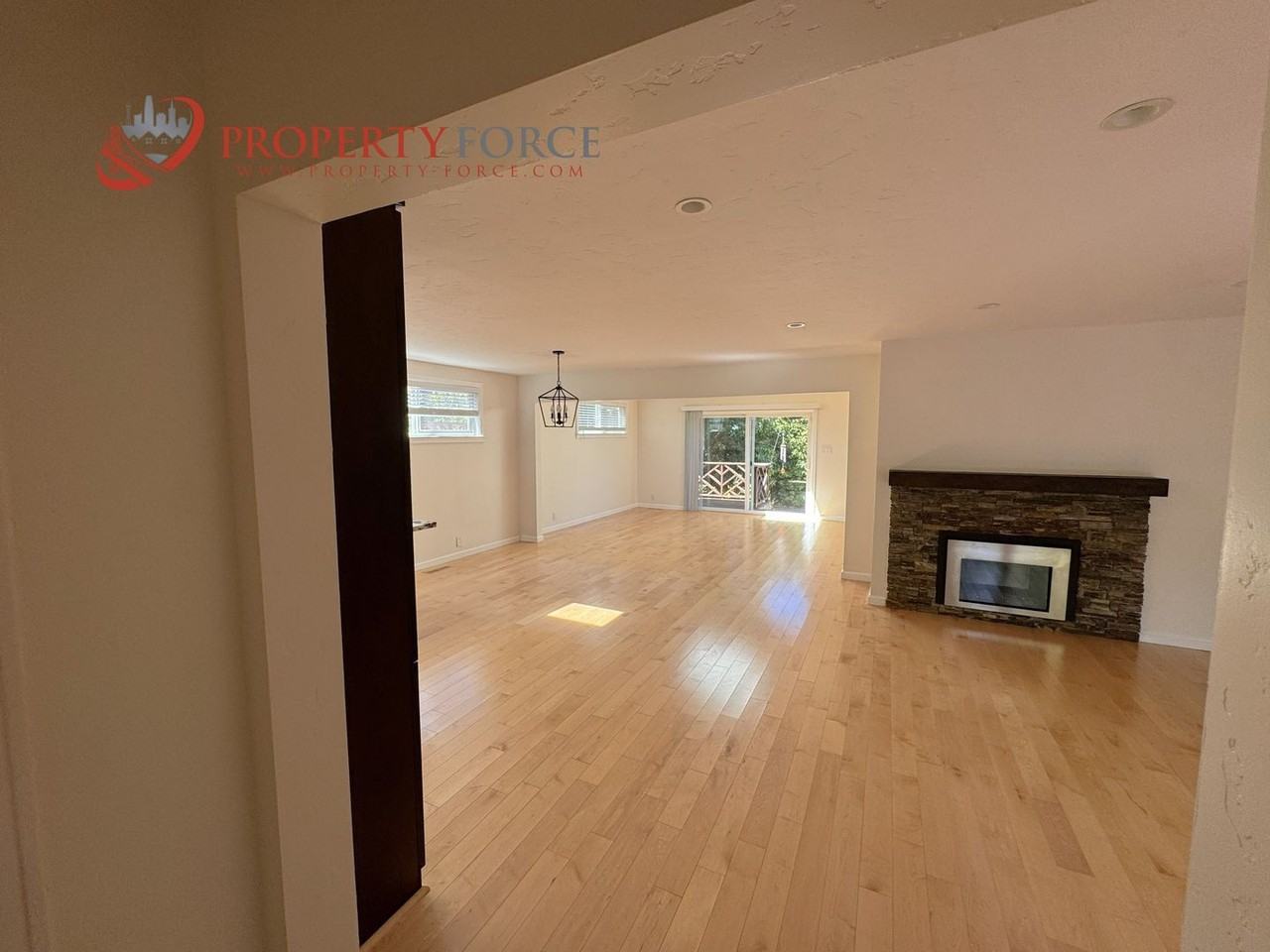 530 29th Ave - Photo 5 of 29