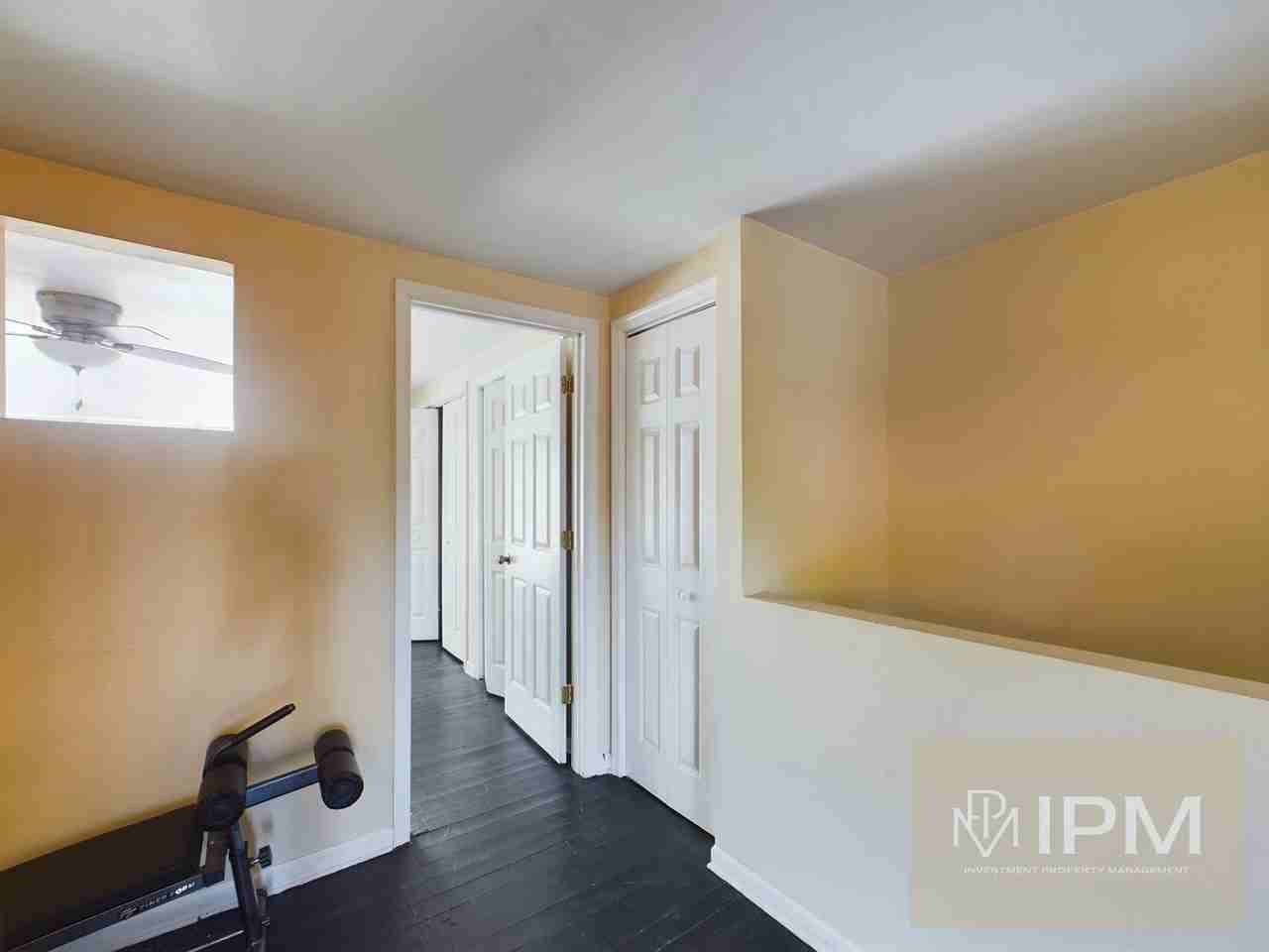 423 Lincoln St - Photo 7 of 33