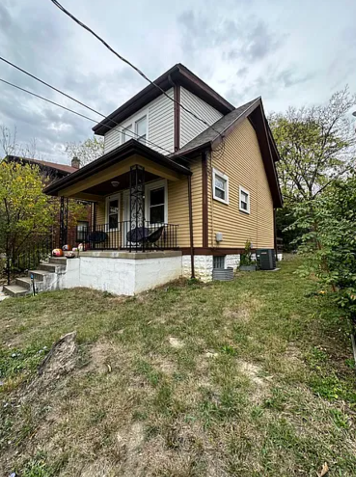 216 Atkinson St - Photo 2 of 16