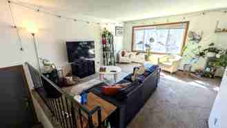 815 Weeks Ave Se - Photo 1 of 1