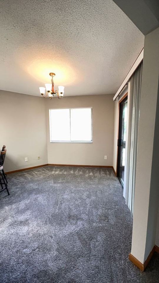 2 Pinehurst Pl - Photo 7 of 25