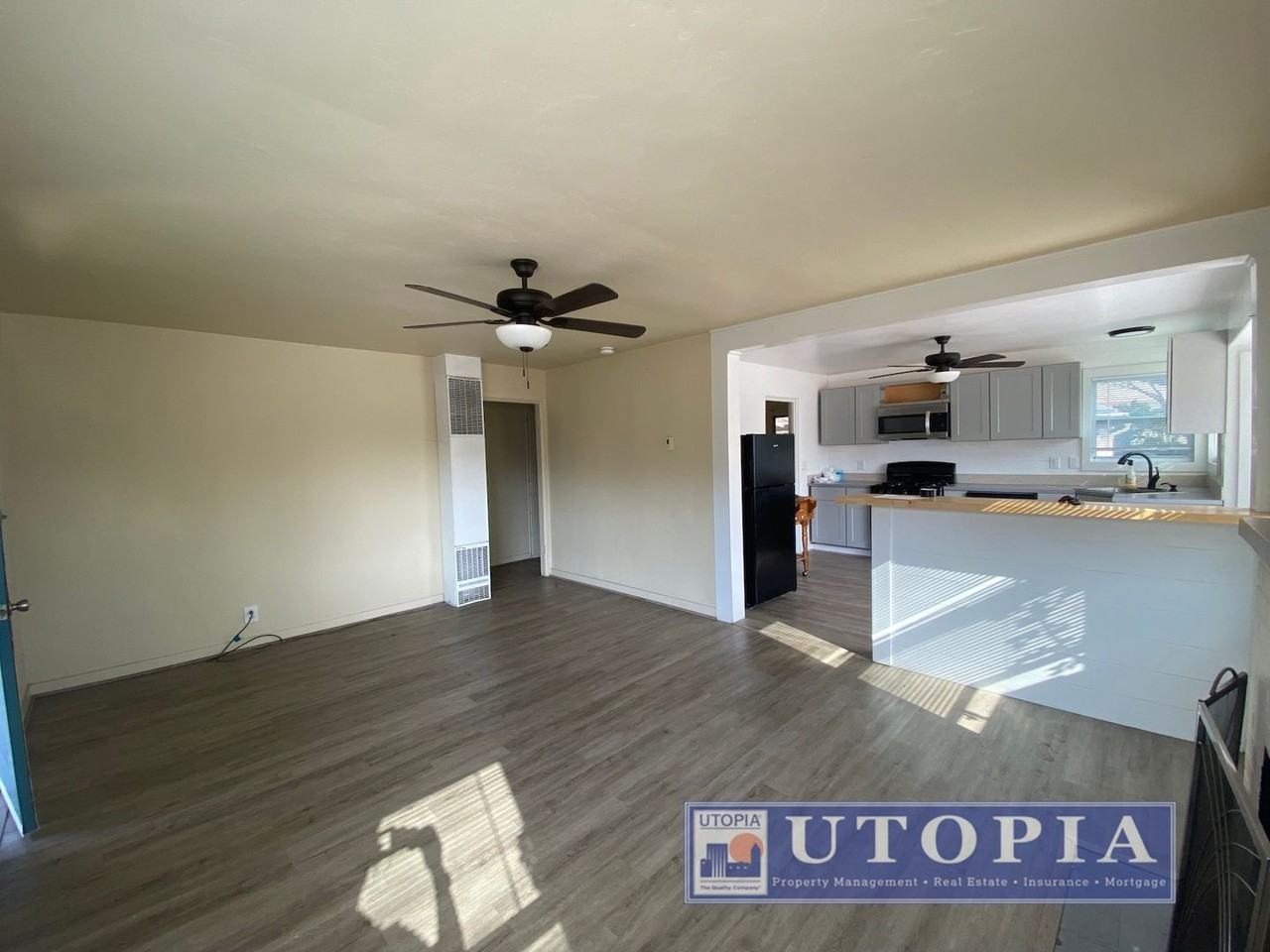 700 26th Ave - Photo 5 of 23