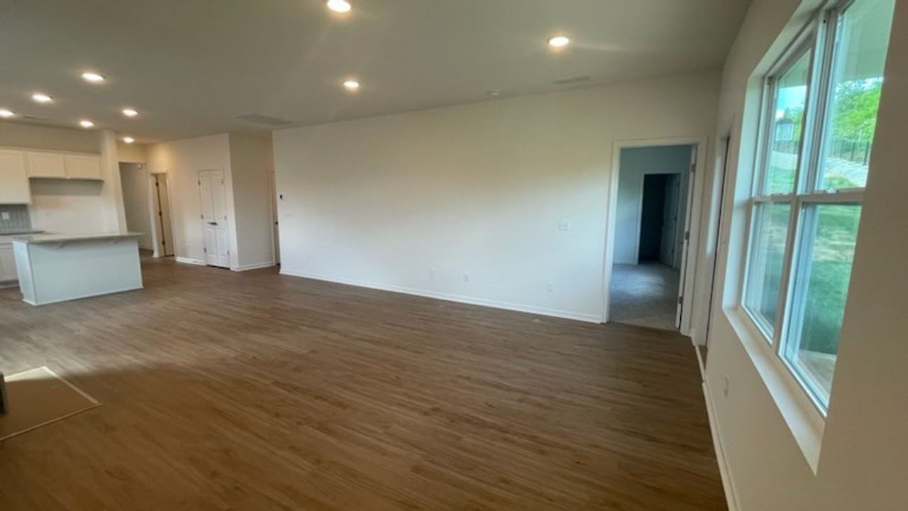 3244 Hearth Hollow Rd - Photo 4 of 20