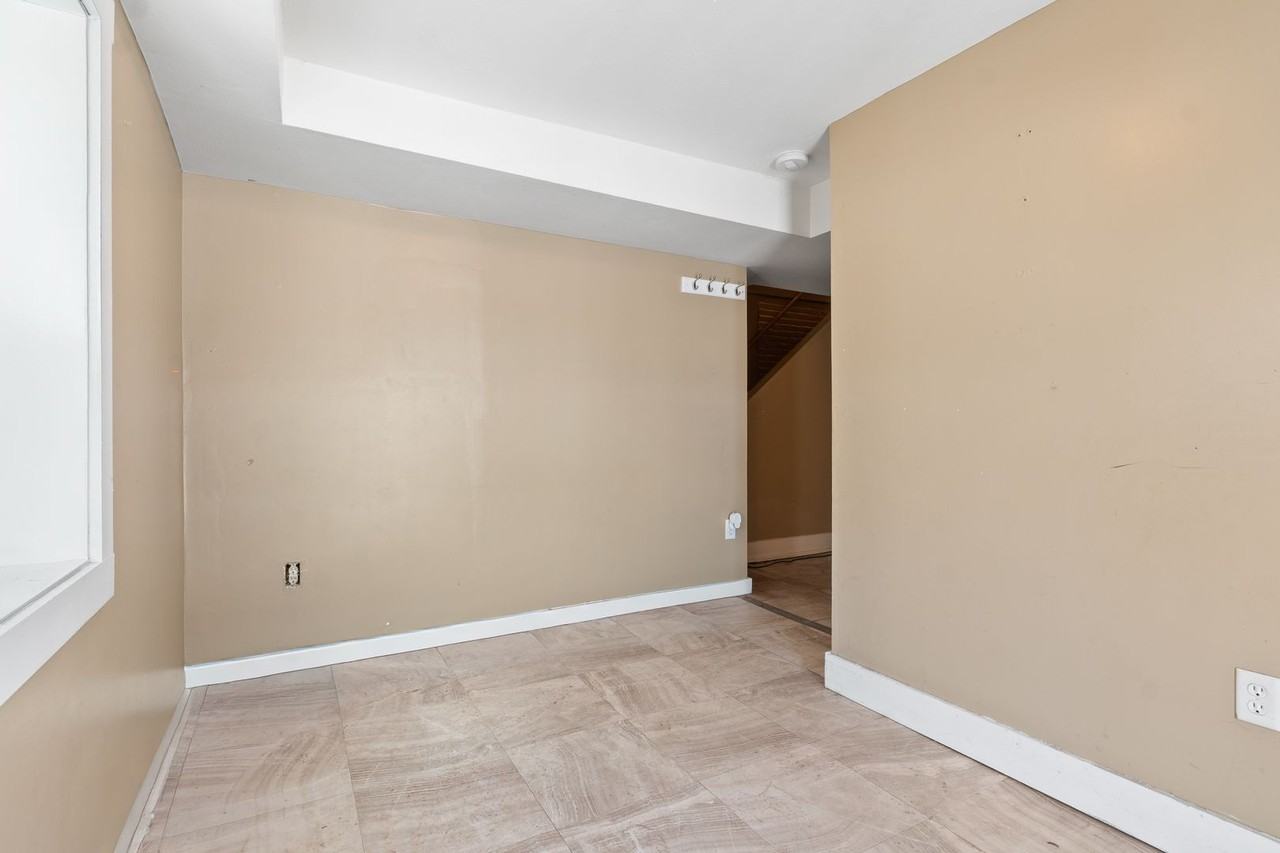 14 Artillery Ln - Photo 2 of 12