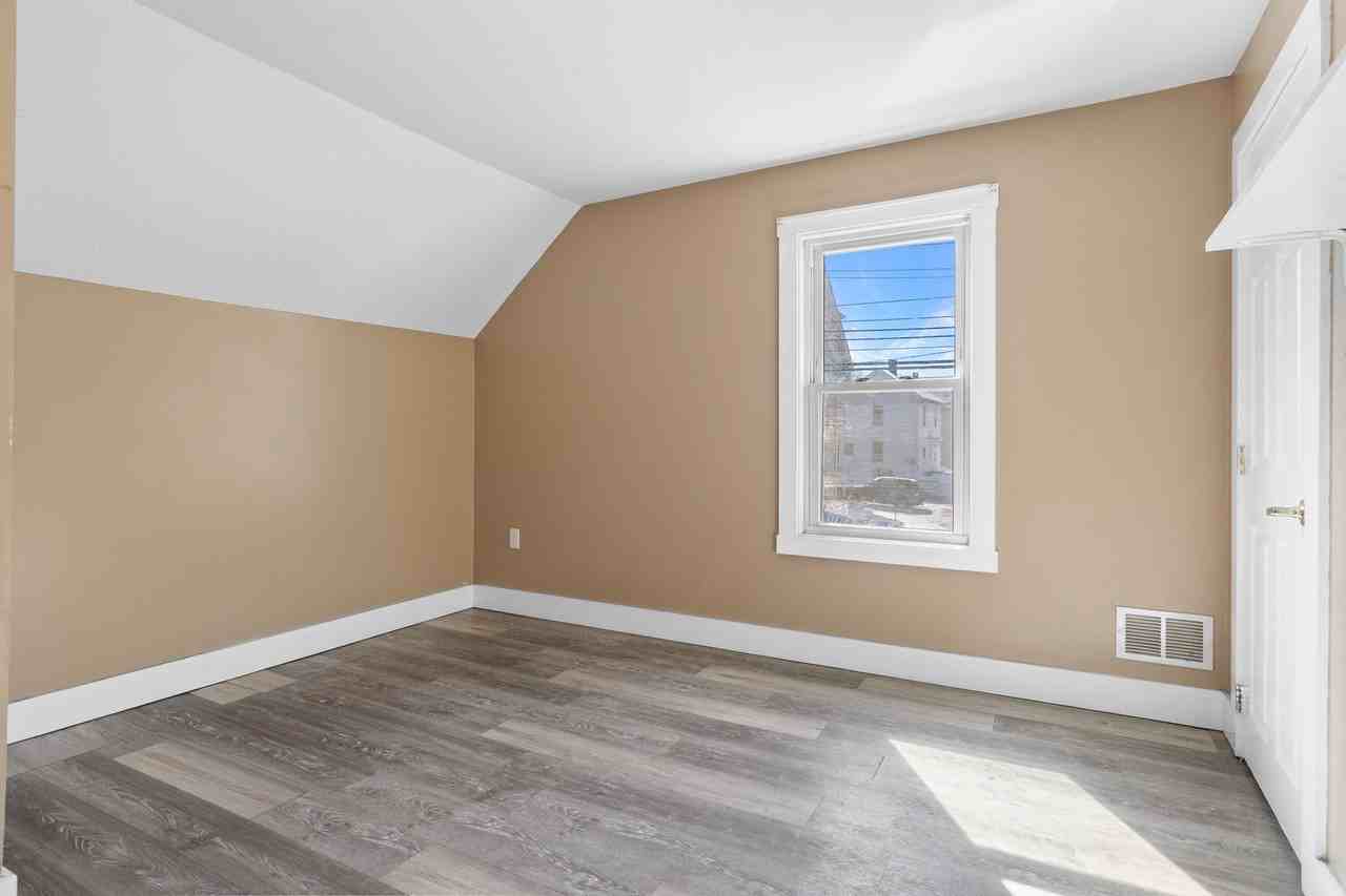 14 Artillery Ln - Photo 7 of 12