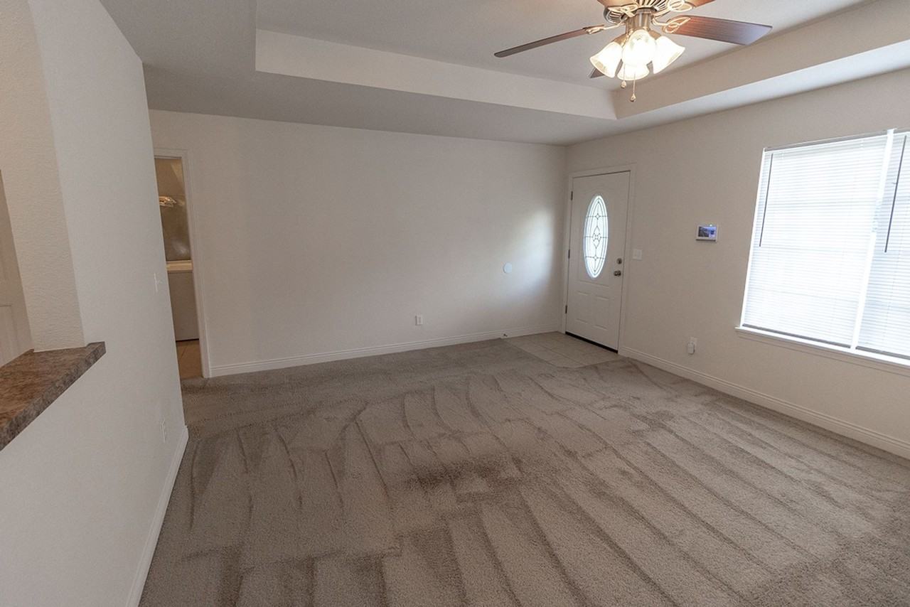 7362 Noah Ct - Photo 7 of 28