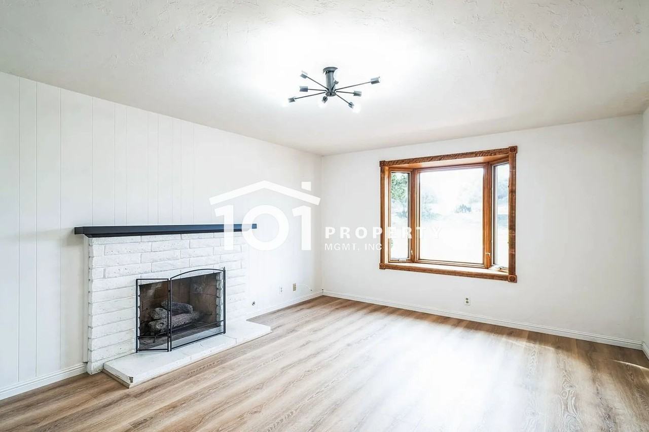 7522 Evergreen Dr - Photo 4 of 29