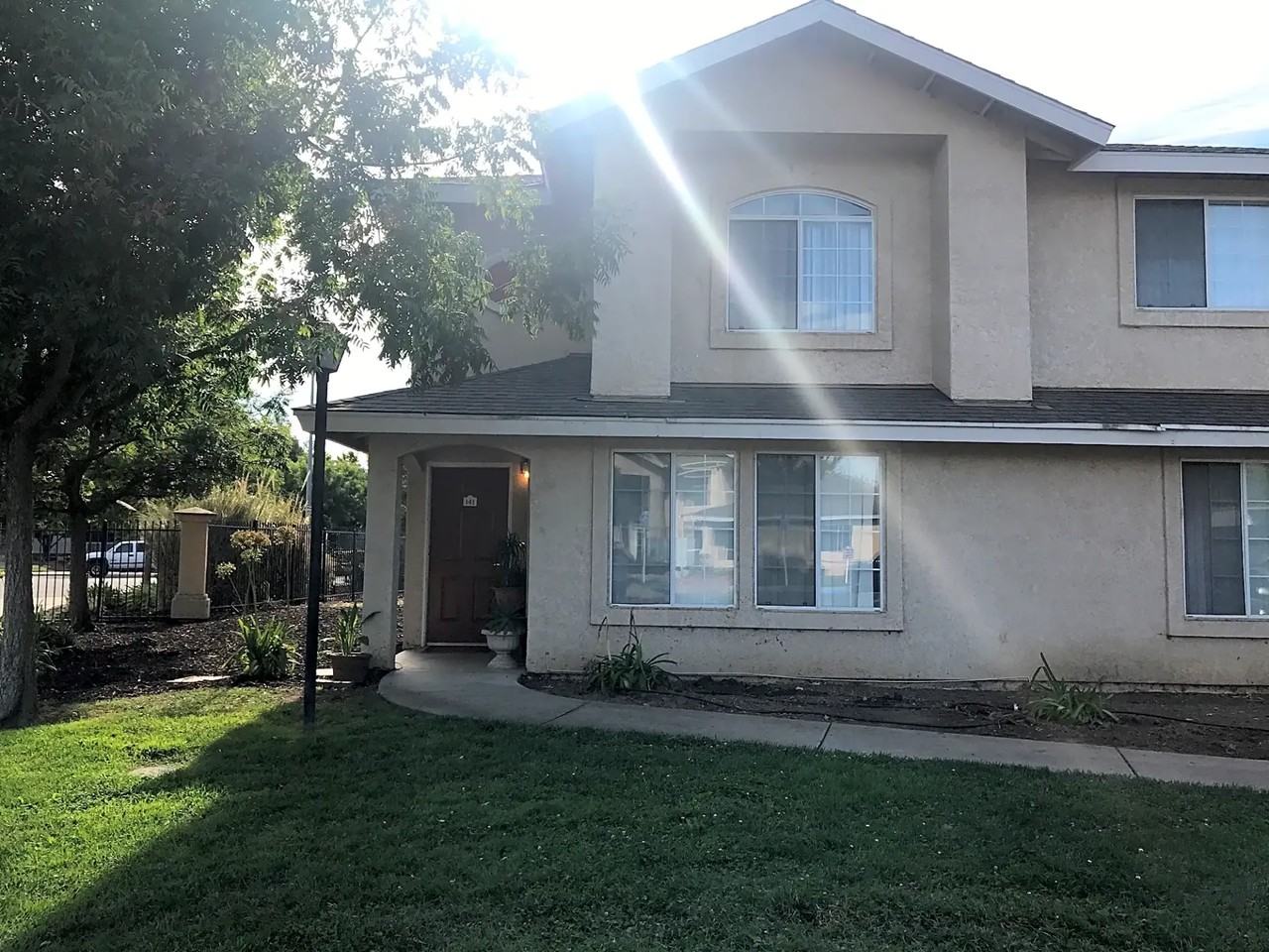 1003 Lake Park Ave - Photo 6 of 12