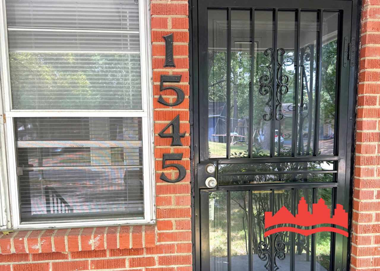 1545 Duke St - Photo 3 of 18