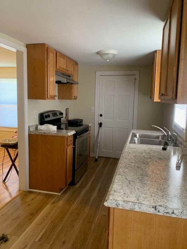 2203 Bradley St - Photo 4 of 10