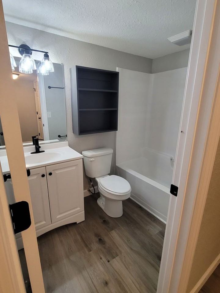 4959 Horseshoe Bend Pkwy Unit 1b - Photo 5 of 11